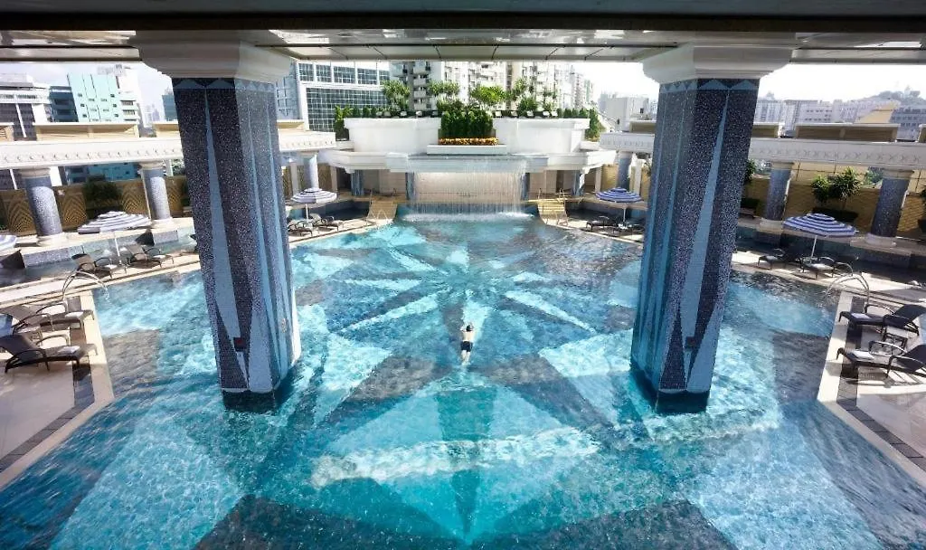 Hotel Grand Lisboa Macao 5*,